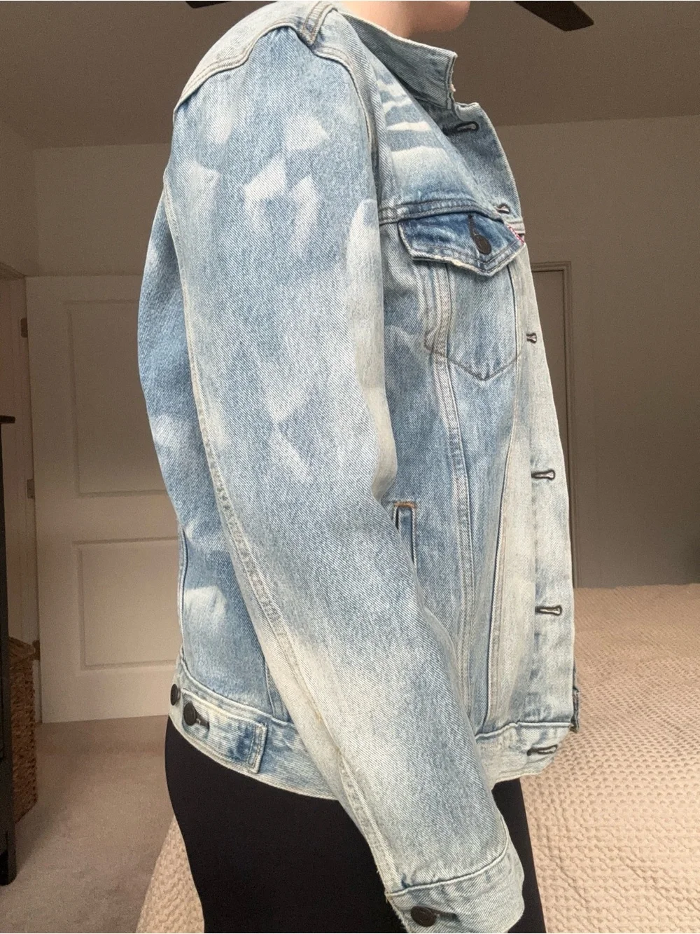 Levi's Light Blue Denim Jacket - Picture 4 of 10
